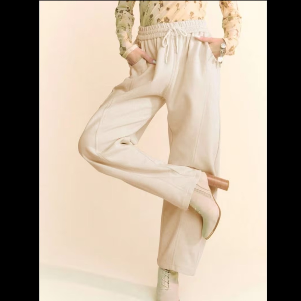 NWT Davi & Dani Knit Casual Pants